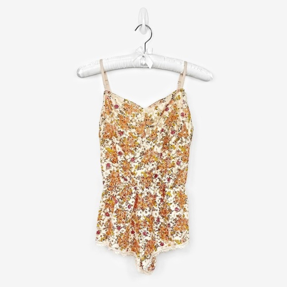 Victoria's Secret Lace Sleep Romper Size XS Cream Orange Floral‎ Lingerie